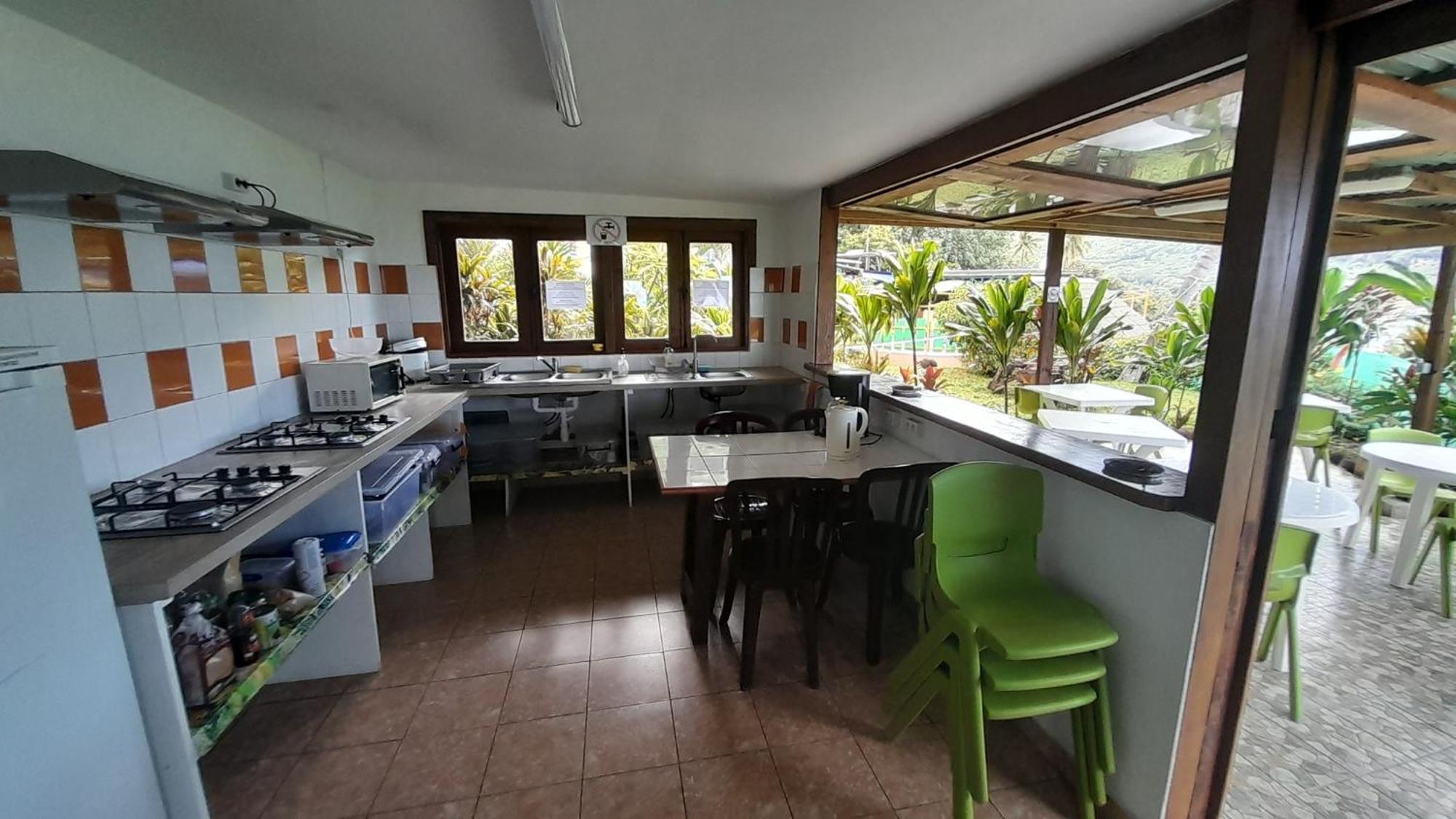 Fare Arana Moorea Guesthouse Atiha Eksteriør billede