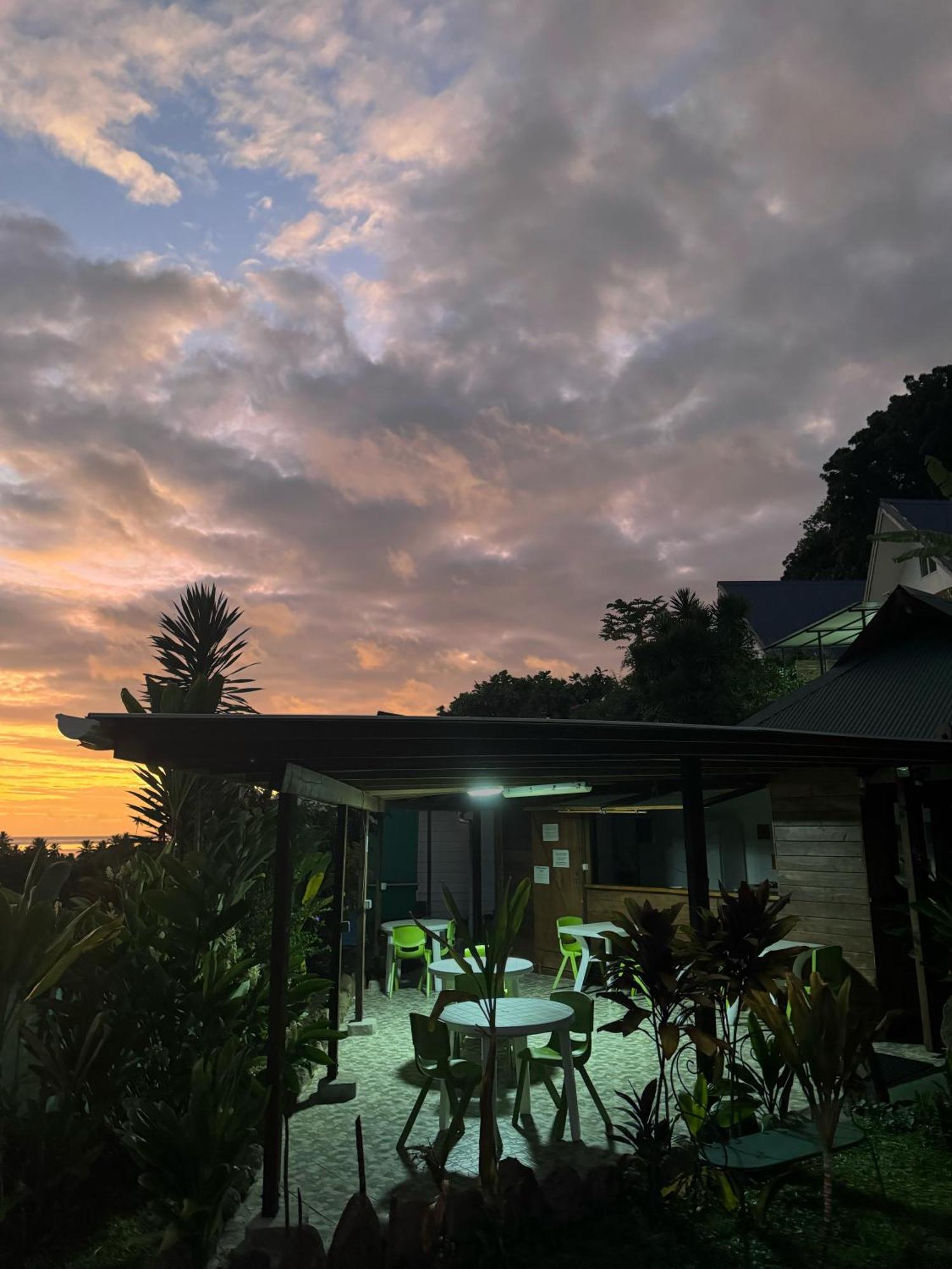 Fare Arana Moorea Guesthouse Atiha Eksteriør billede