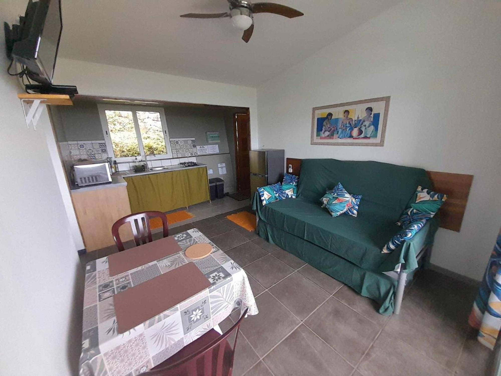 Fare Arana Moorea Guesthouse Atiha Eksteriør billede